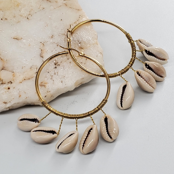 Free People Gold and White Shell Earrings - Picture 2 of 6